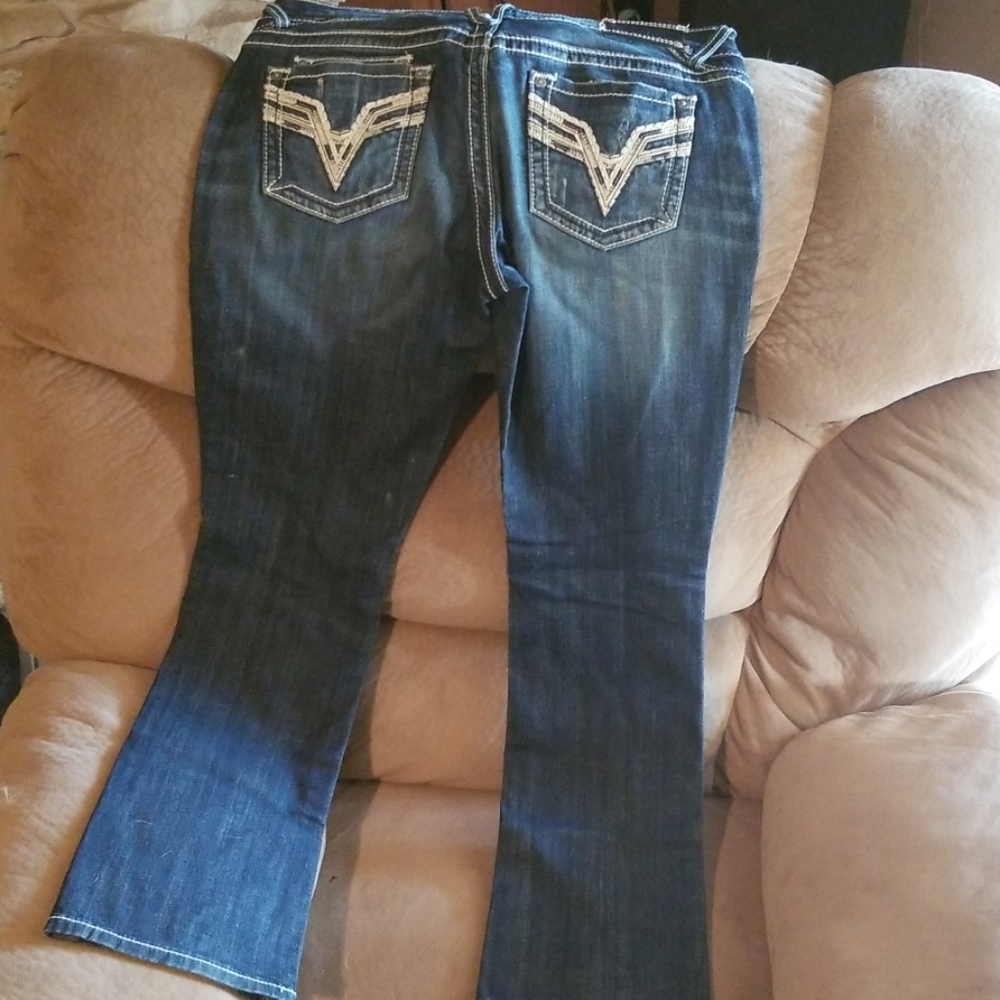 Vigoss - Picture 2 of 2